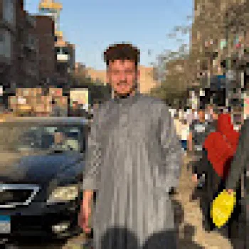 مصطفي الشاعر