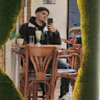 Robert Khalil